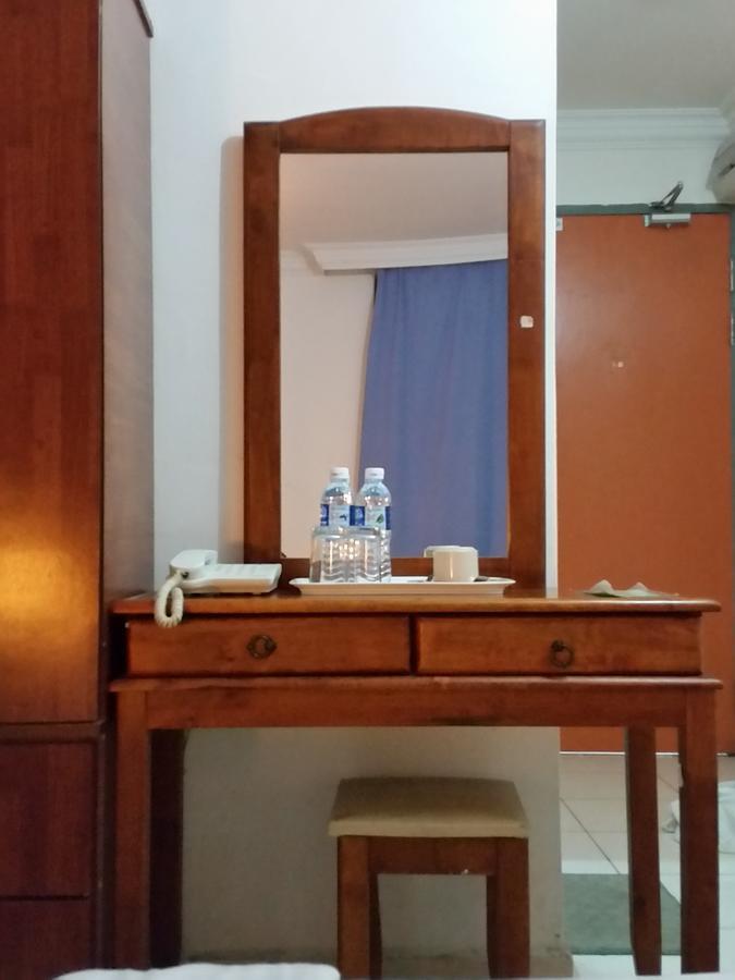 1Libaran Hotel Sandakan Extérieur photo
